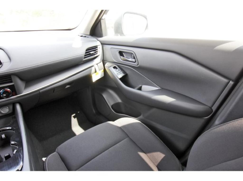 new 2025 Nissan Rogue car, priced at $29,910