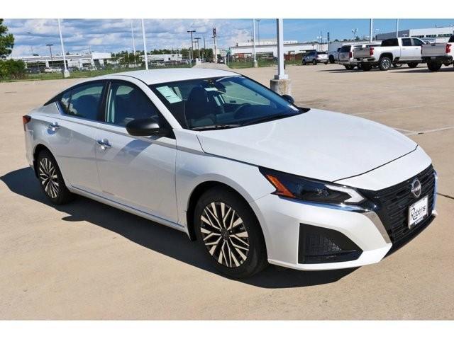 new 2025 Nissan Altima car, priced at $28,019