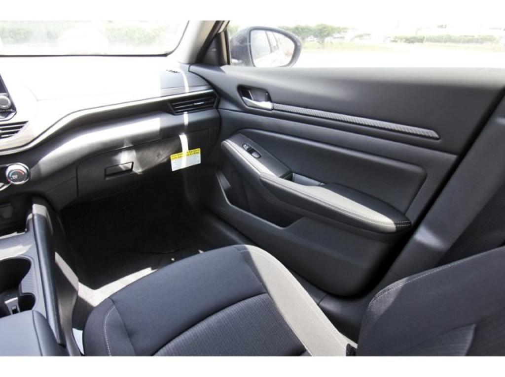 new 2025 Nissan Altima car, priced at $27,588