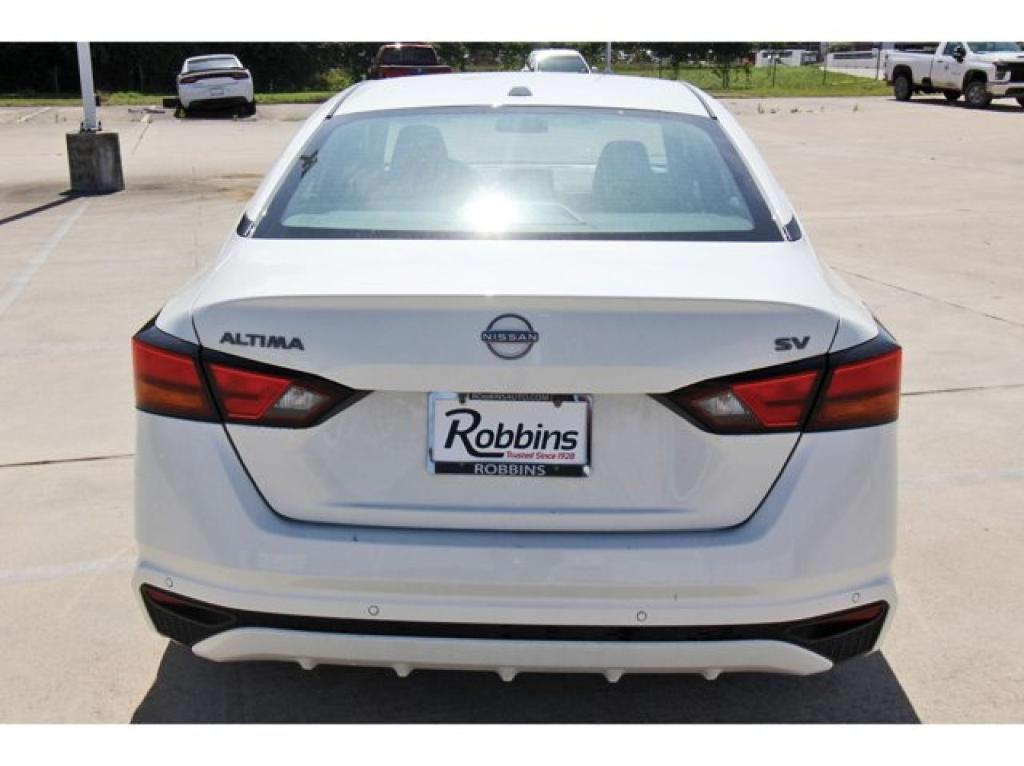 used 2024 Nissan Altima car, priced at $22,150