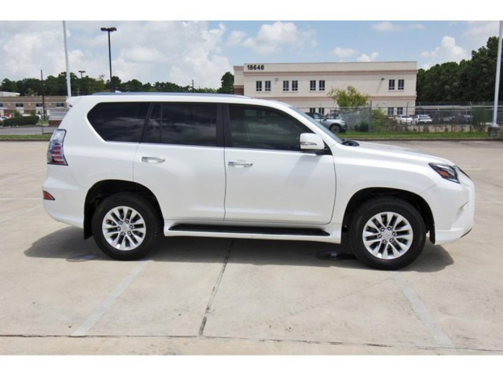 used 2023 Lexus GX 460 car, priced at $53,991