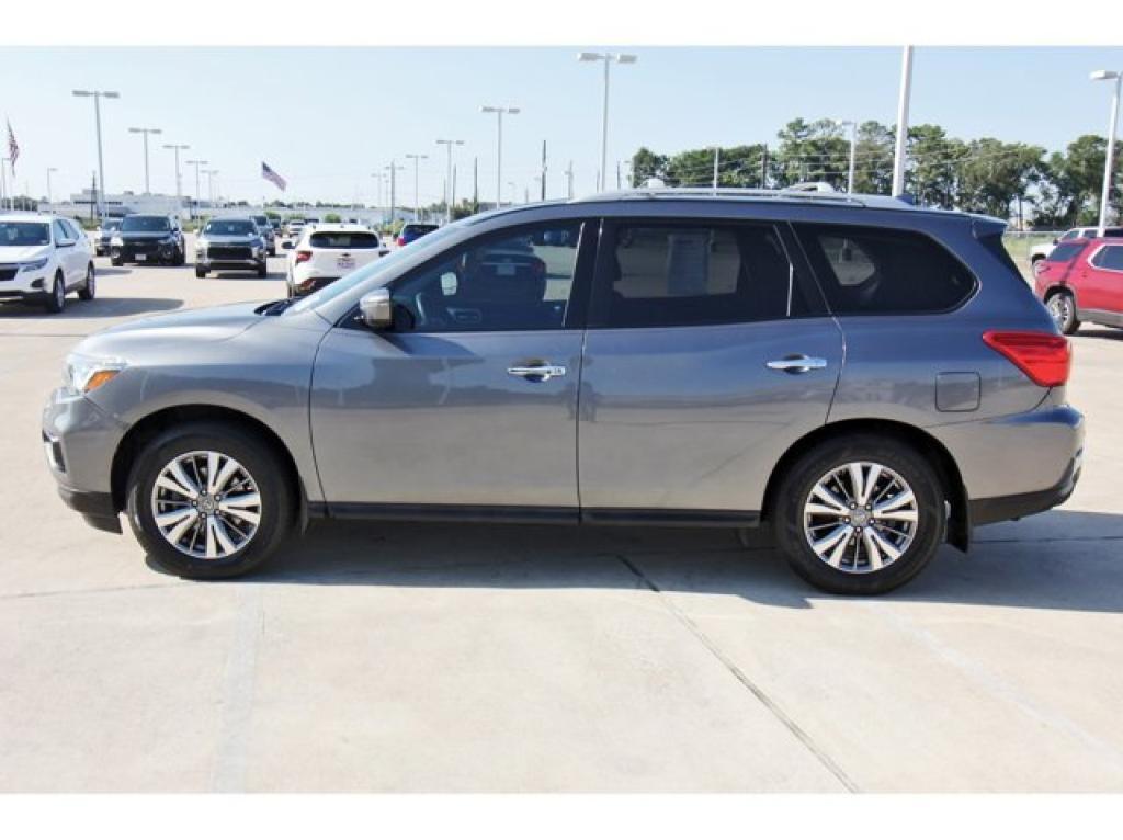 used 2020 Nissan Pathfinder car, priced at $17,277