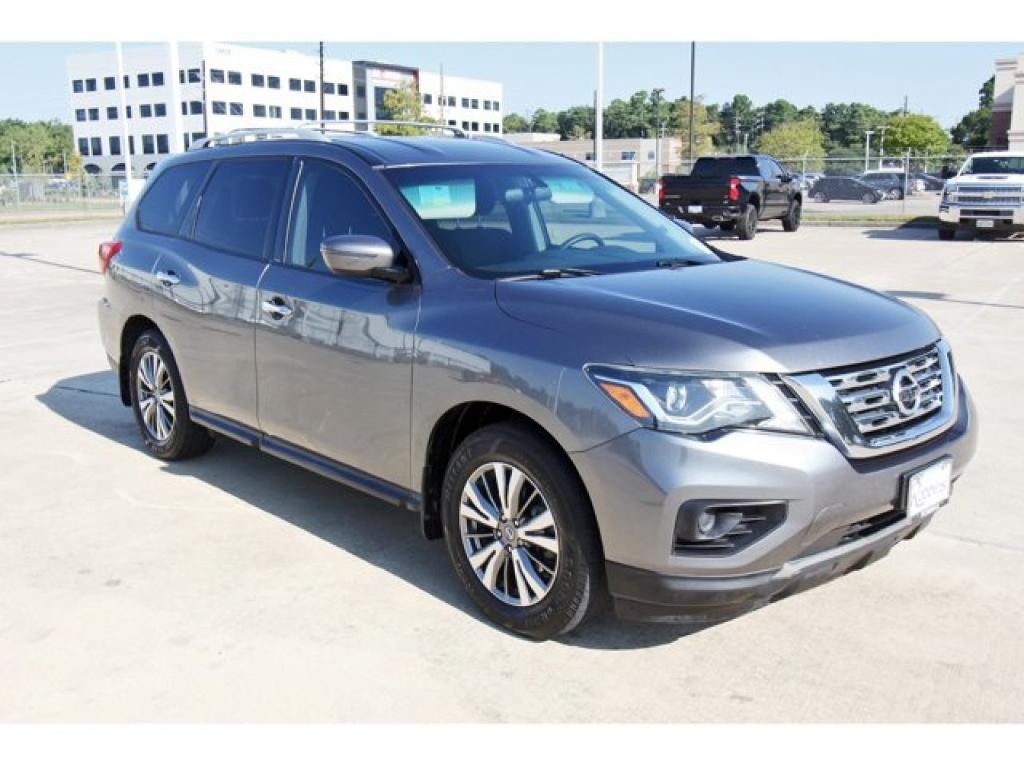 used 2020 Nissan Pathfinder car, priced at $17,277