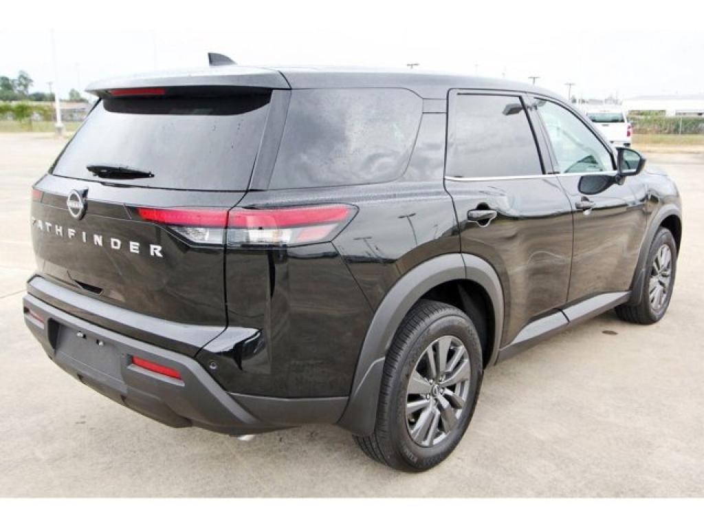 new 2025 Nissan Pathfinder car, priced at $35,207