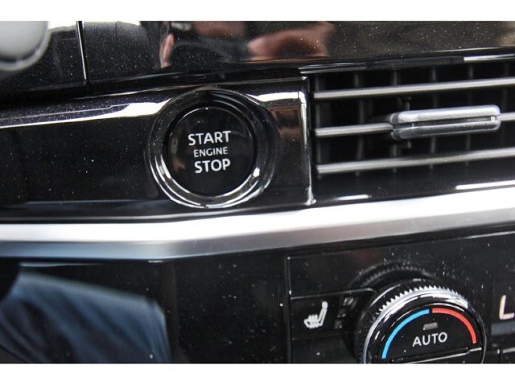 new 2025 Nissan Pathfinder car, priced at $40,114