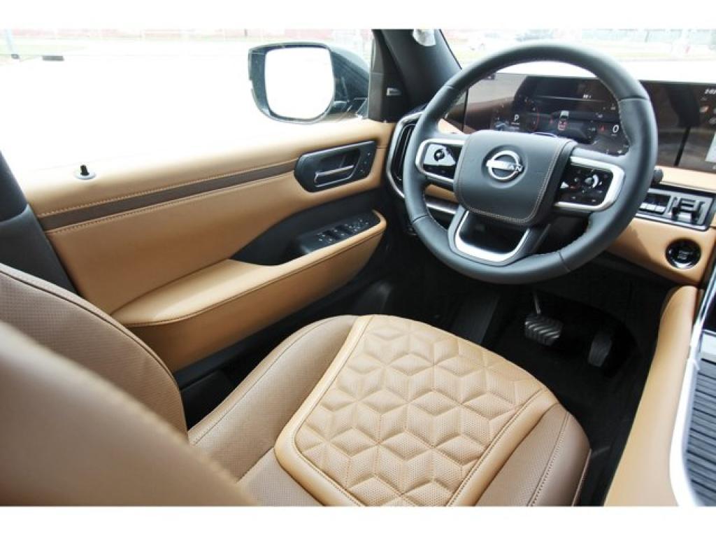 new 2025 Nissan Armada car, priced at $85,610