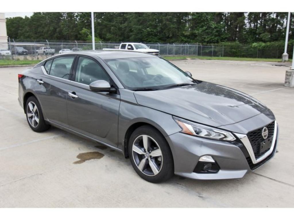 used 2022 Nissan Altima car, priced at $23,571