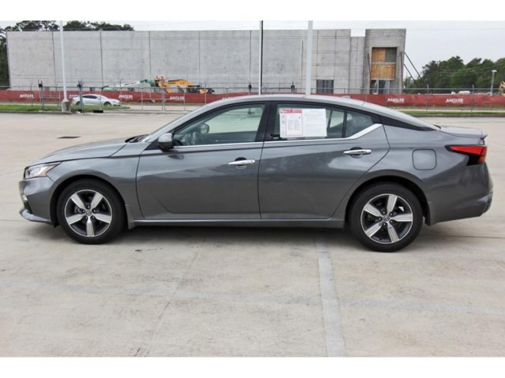 used 2022 Nissan Altima car, priced at $23,571