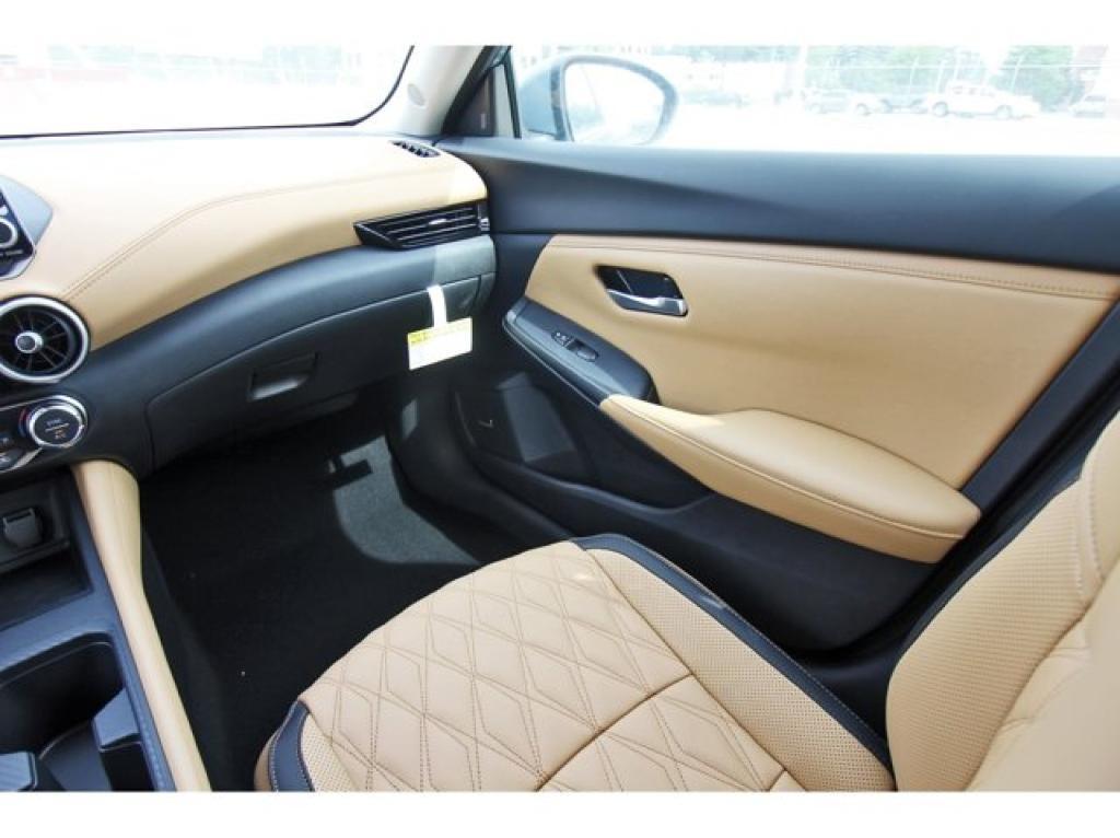 new 2025 Nissan Sentra car, priced at $25,334
