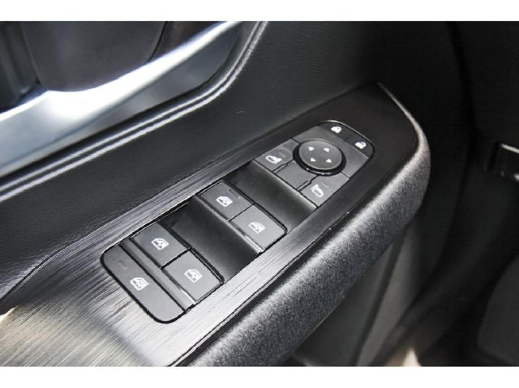 new 2025 Nissan Kicks car, priced at $25,236
