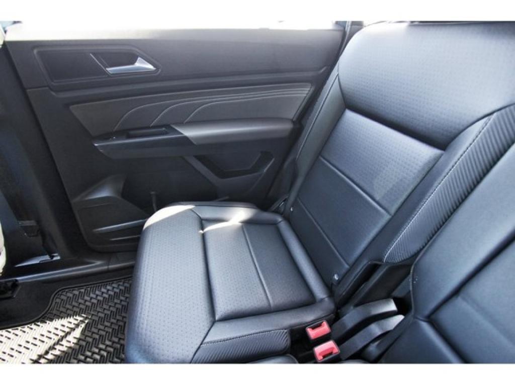 used 2021 Volkswagen Atlas Cross Sport car, priced at $18,750