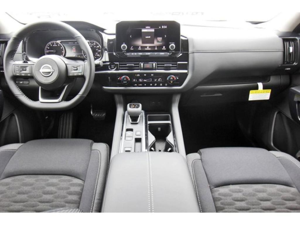 new 2025 Nissan Pathfinder car, priced at $41,865