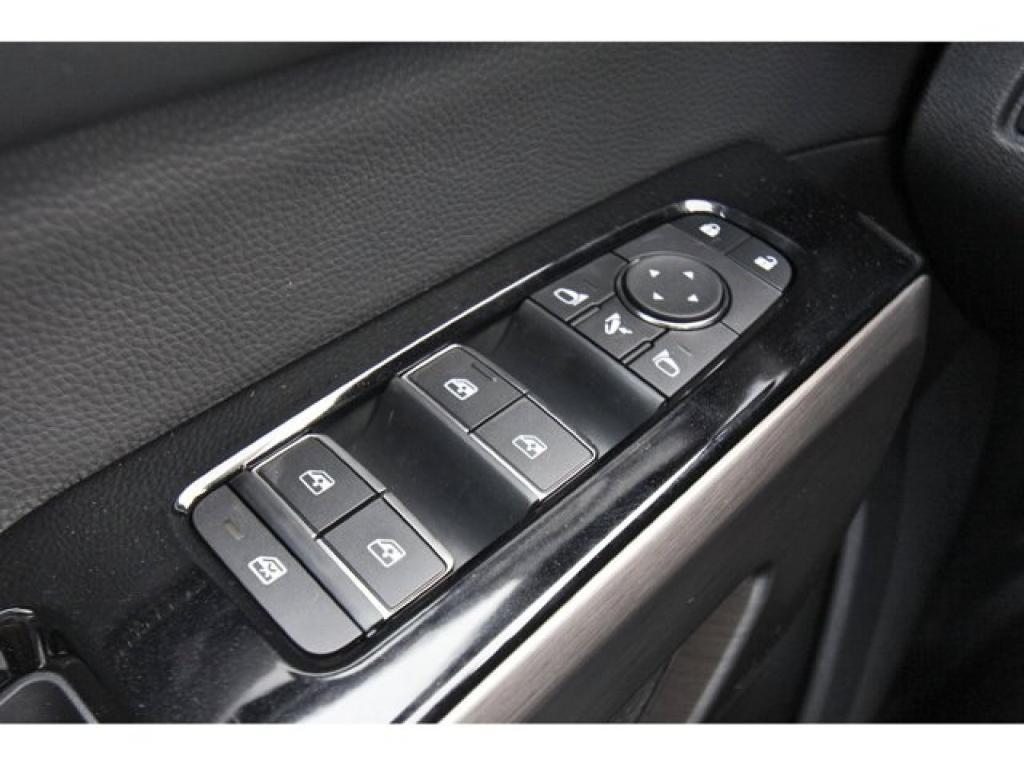 new 2025 Nissan Pathfinder car, priced at $52,035