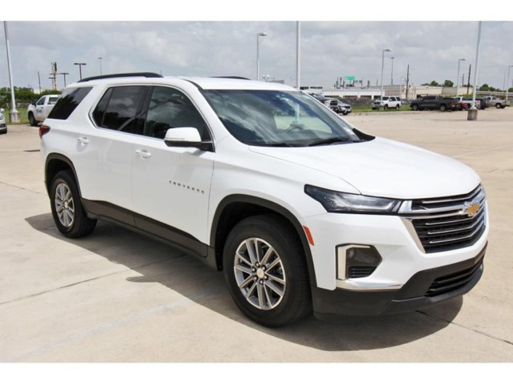 used 2023 Chevrolet Traverse car, priced at $26,500