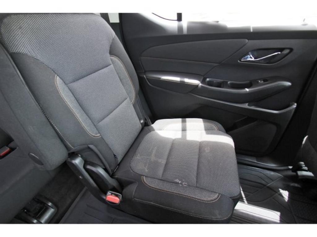 used 2020 Chevrolet Traverse car, priced at $17,991