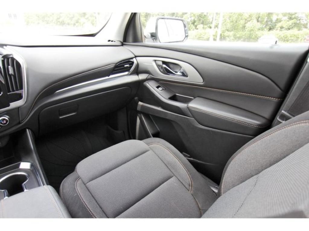 used 2020 Chevrolet Traverse car, priced at $17,991