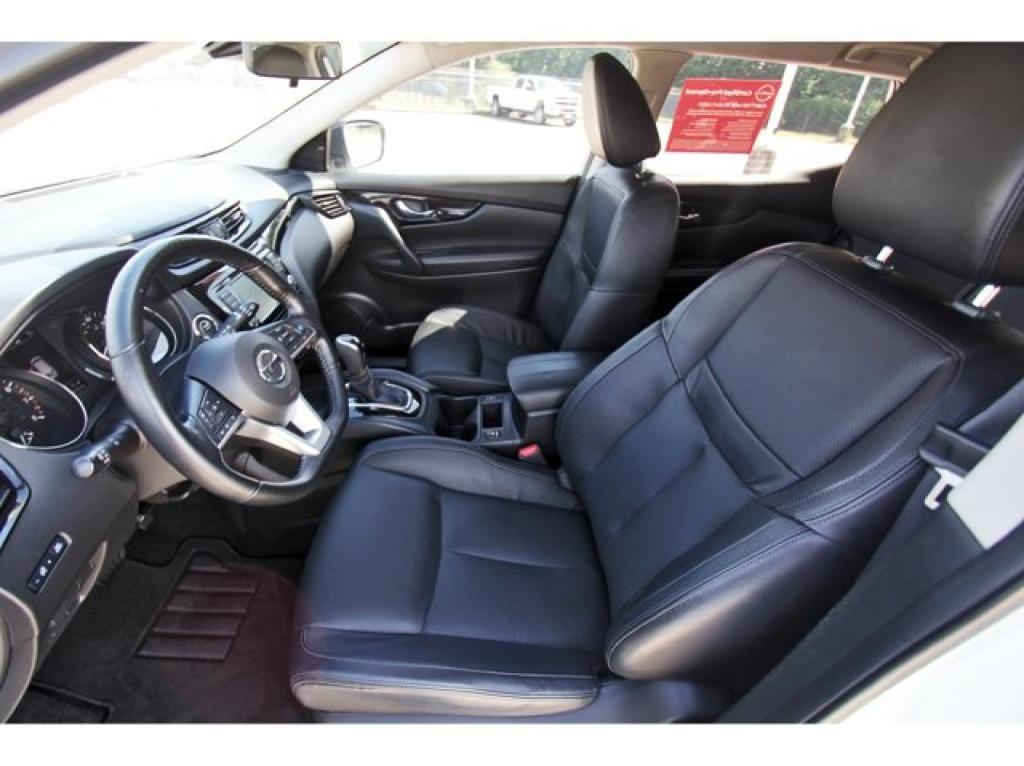 used 2022 Nissan Rogue Sport car, priced at $21,800
