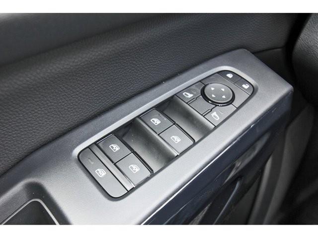 new 2025 Nissan Pathfinder car, priced at $38,742