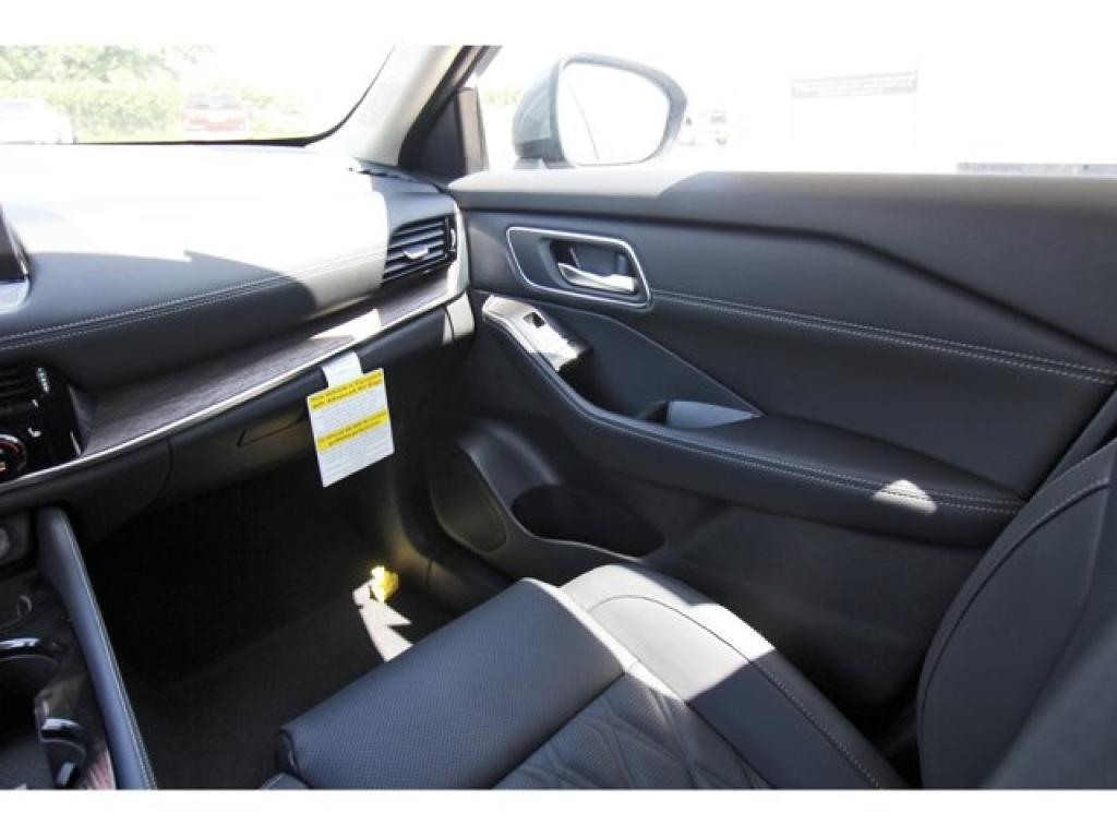 new 2025 Nissan Rogue car, priced at $42,800