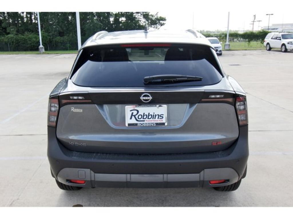 new 2025 Nissan Kicks car, priced at $29,426
