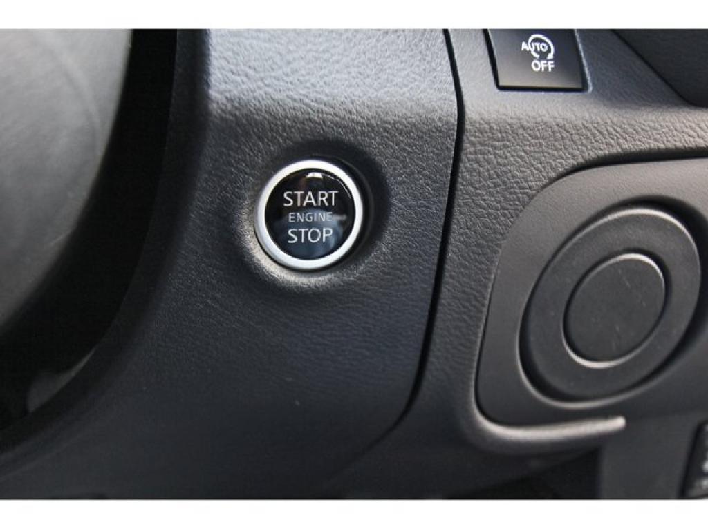 new 2025 Nissan Frontier car, priced at $40,080