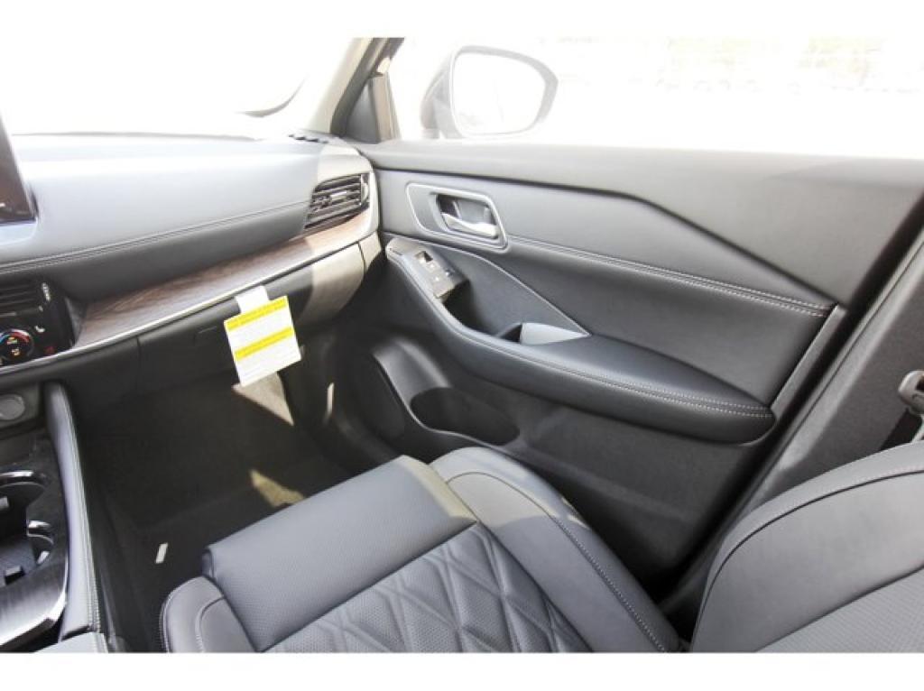new 2025 Nissan Rogue car, priced at $42,800