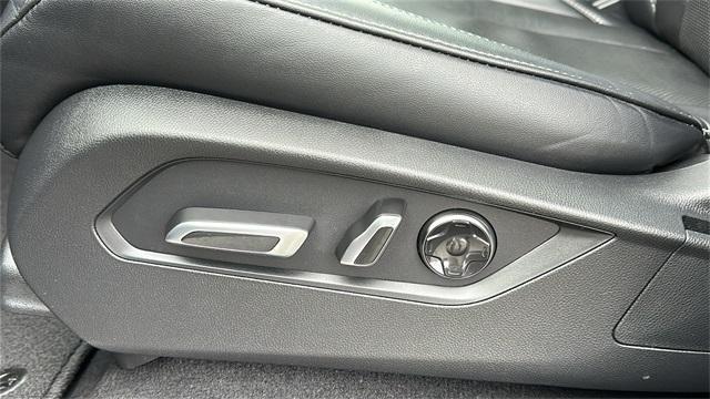 used 2022 Acura MDX car, priced at $37,573