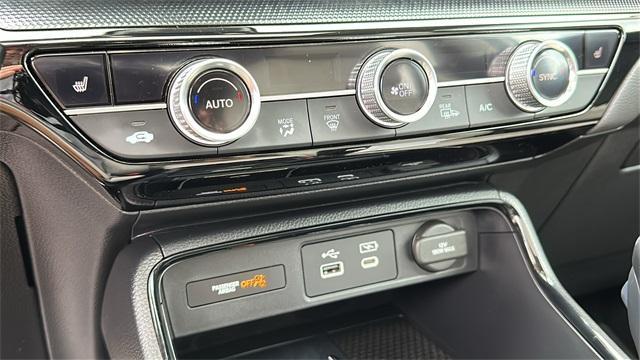 used 2023 Honda CR-V car, priced at $32,998