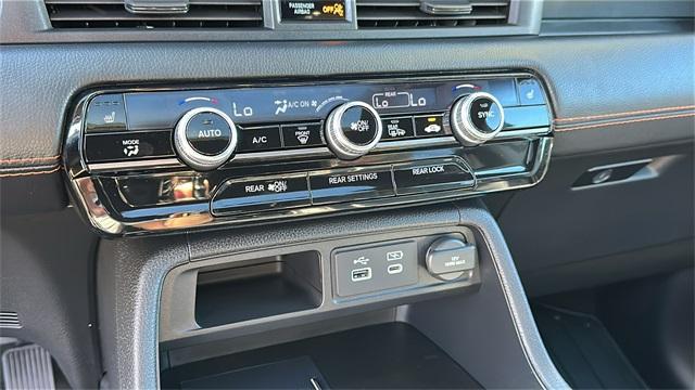 used 2025 Honda Pilot car, priced at $47,984