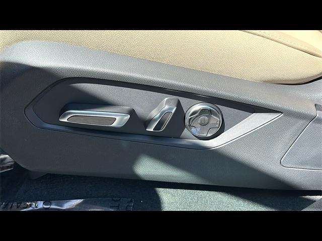 new 2025 Acura MDX car, priced at $55,350