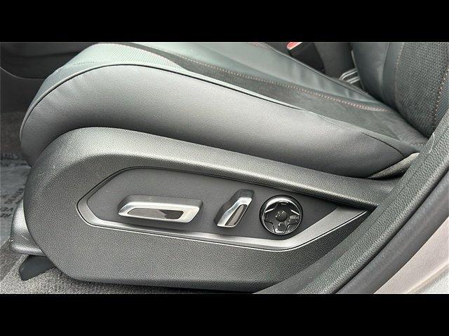 new 2026 Acura RDX car, priced at $52,650