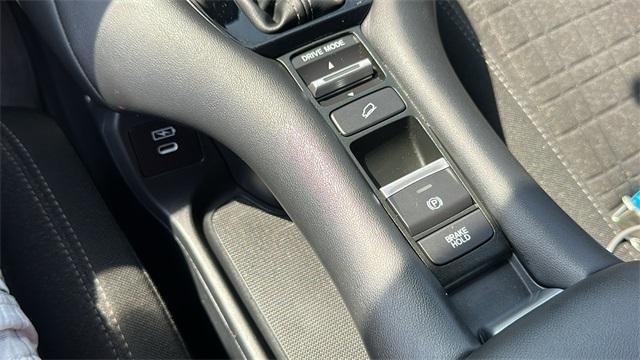 used 2025 Honda HR-V car, priced at $26,789