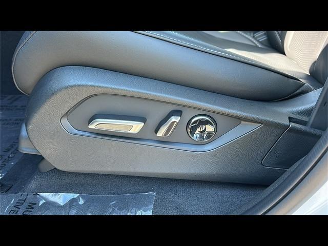 new 2026 Acura MDX car, priced at $61,350