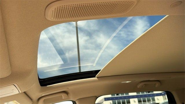 used 2025 Acura MDX car, priced at $50,994