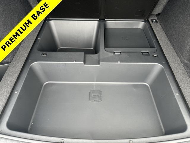 used 2025 Acura RDX car, priced at $41,995