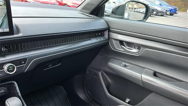used 2025 Honda CR-V Hybrid car, priced at $36,899