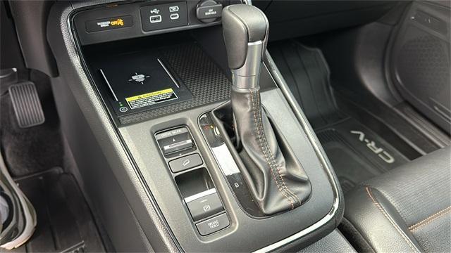 used 2025 Honda CR-V Hybrid car, priced at $36,899