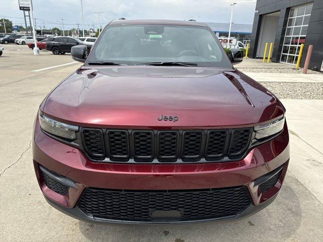 new 2025 Jeep Grand Cherokee car, priced at $42,499