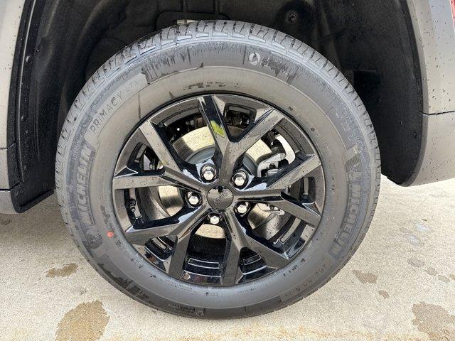 new 2025 Jeep Grand Cherokee car, priced at $42,499