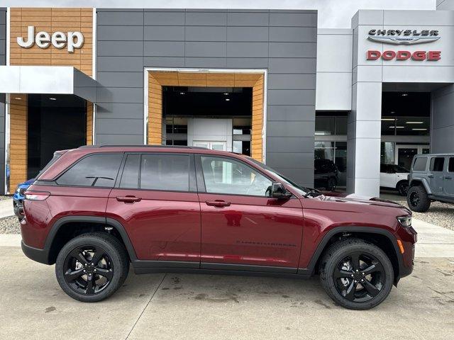 new 2024 Jeep Grand Cherokee car, priced at $44,499