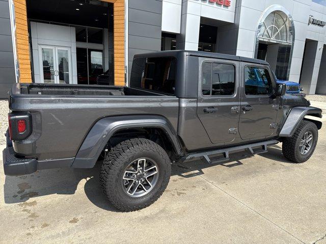 used 2021 Jeep Gladiator car, priced at $32,442