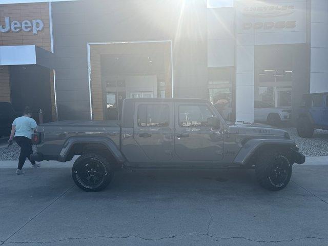 used 2022 Jeep Gladiator car, priced at $30,555