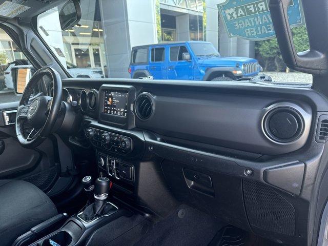 used 2022 Jeep Gladiator car, priced at $30,555