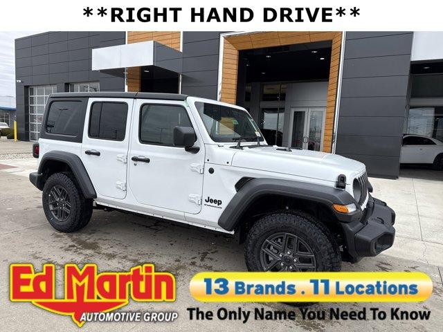 new 2025 Jeep Wrangler car, priced at $49,999
