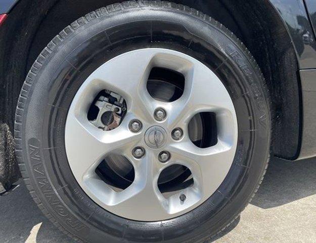 used 2017 Chrysler Pacifica car, priced at $15,650