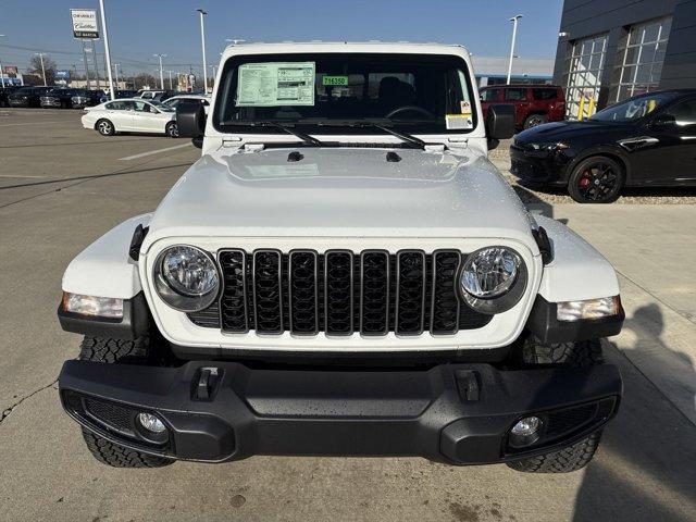 new 2025 Jeep Gladiator car, priced at $42,499