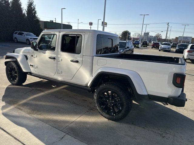 new 2025 Jeep Gladiator car, priced at $42,499