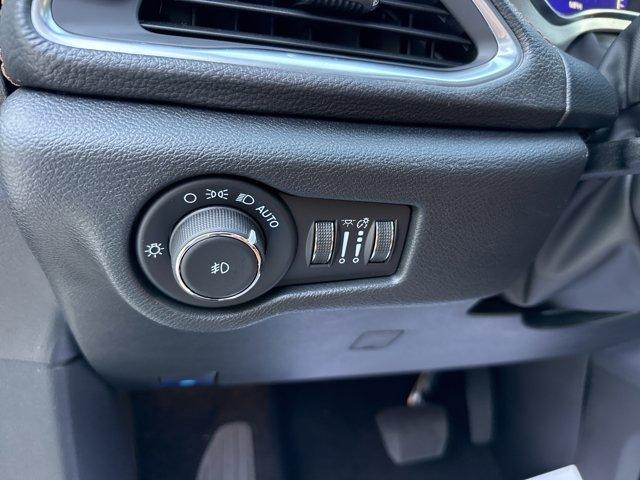 new 2026 Chrysler Pacifica car, priced at $57,999