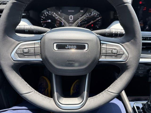 new 2025 Jeep Compass car, priced at $32,499