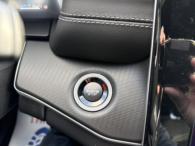 new 2025 Jeep Grand Cherokee car, priced at $44,749